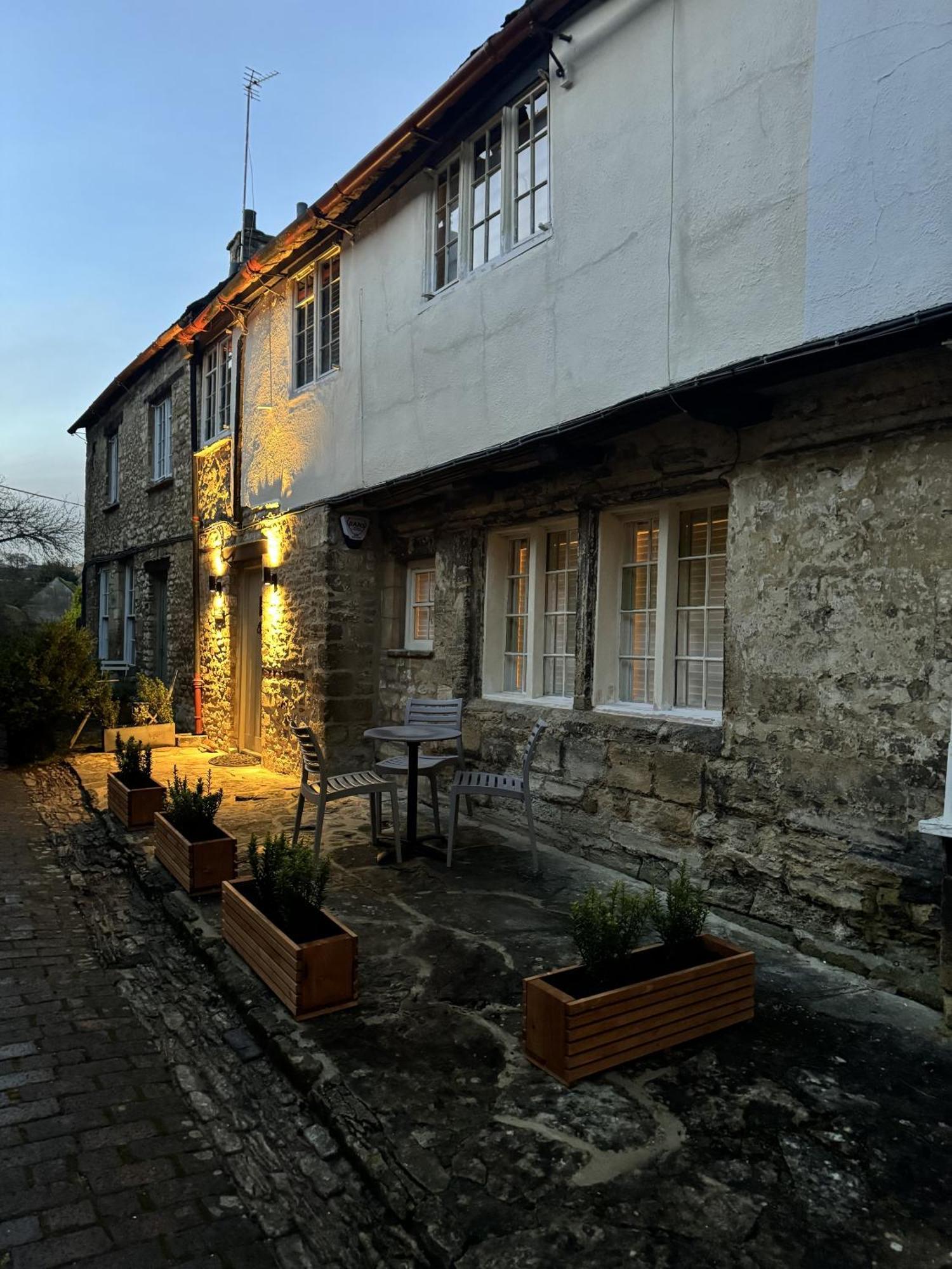 Little Priory Cottage Бърфорд Екстериор снимка