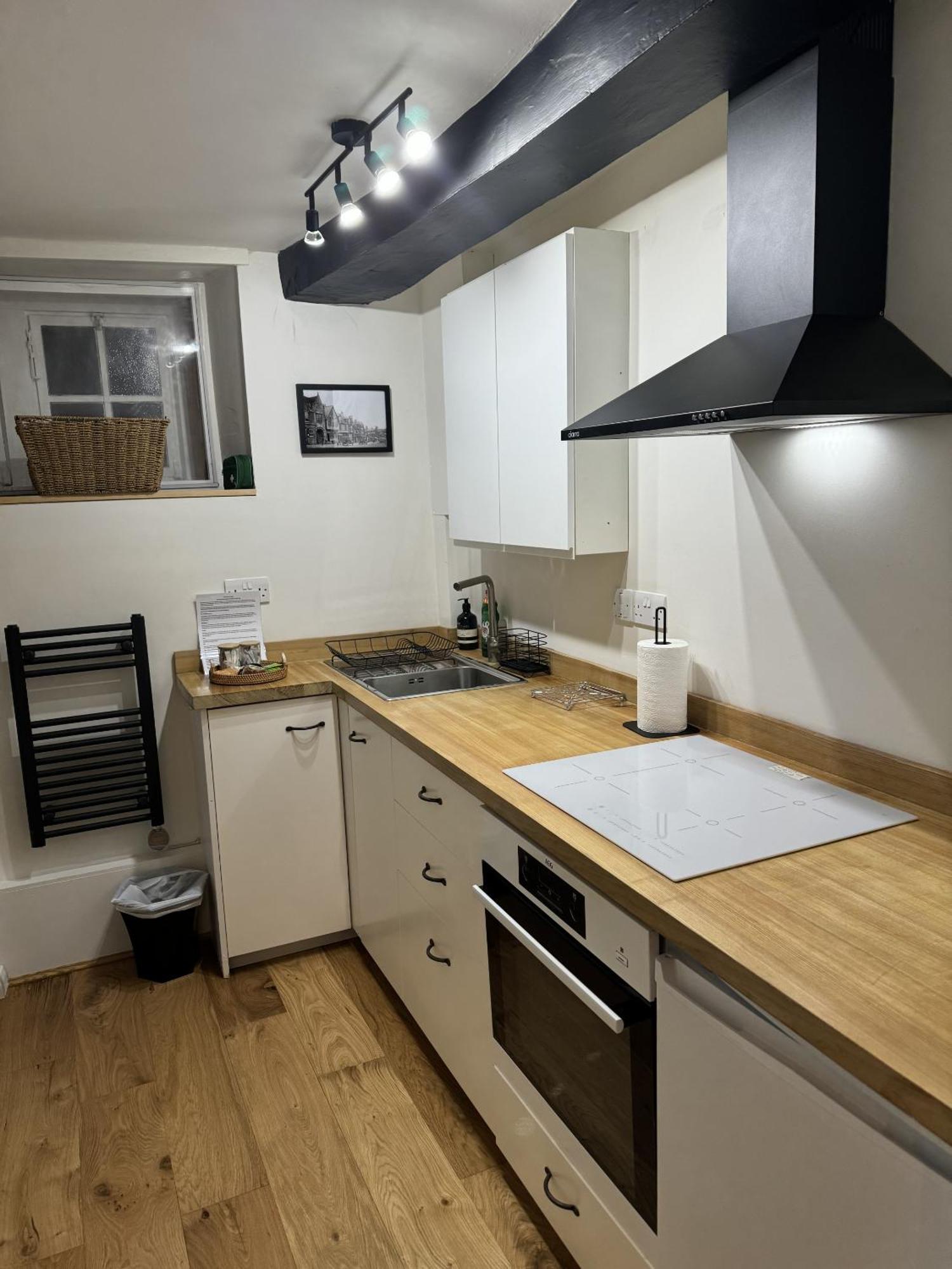 Little Priory Cottage Бърфорд Екстериор снимка