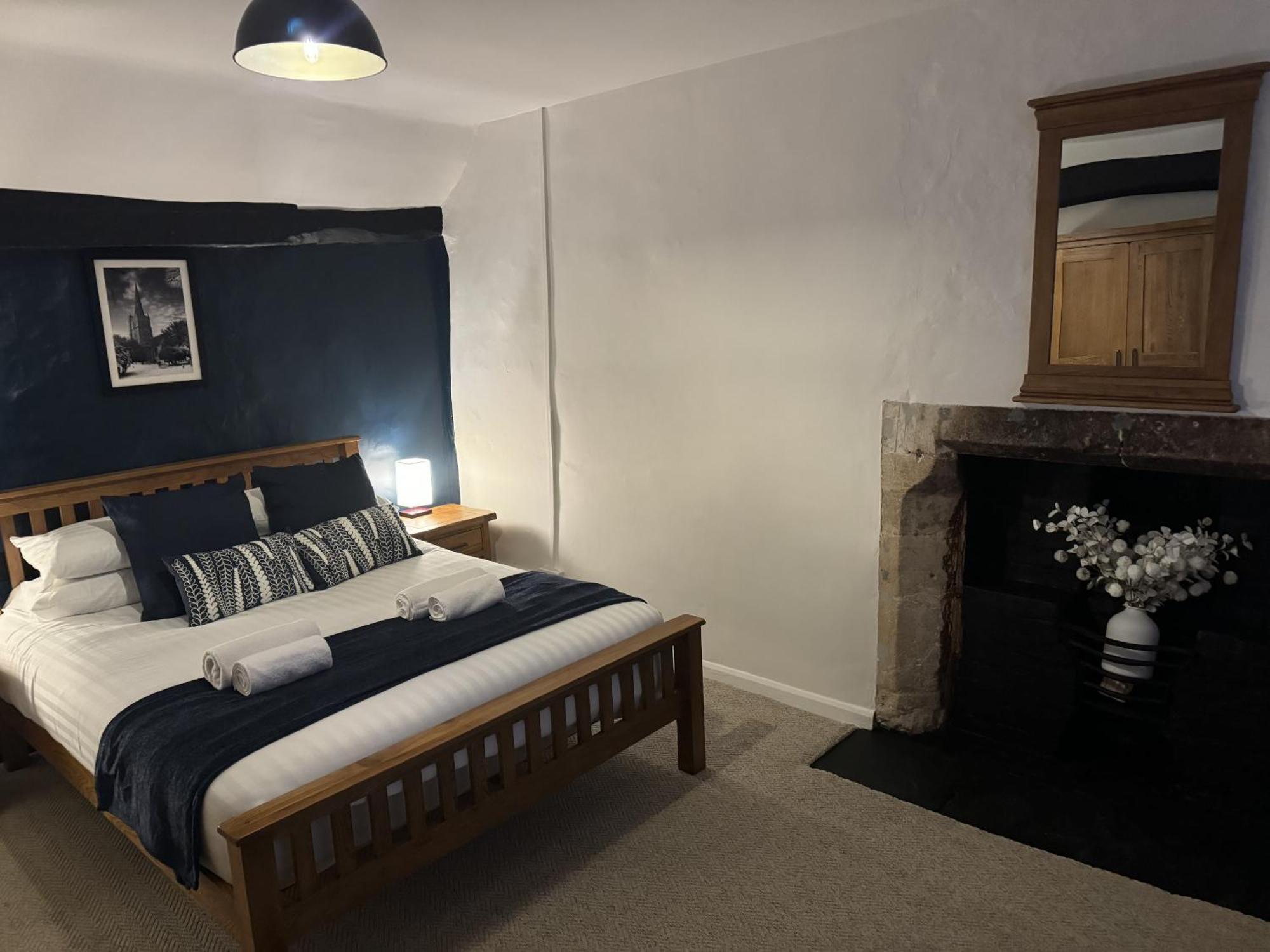 Little Priory Cottage Бърфорд Екстериор снимка